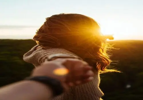 هفت عادت غیرمنتظره که جذابیت شما را افزایش می‌دهد


