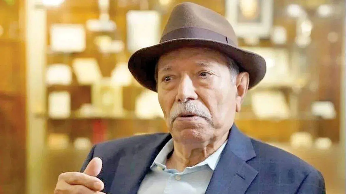 تصویر غم انگیز از علی نصیریان با کاهش وزن شدیدش+عکس