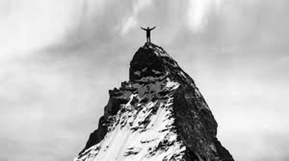 اصلاً چگونه یک فرد متخصص می‌شود؟