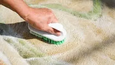 راهکارهای تمیز کردن فرش روشن و سفید
