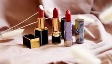  چرا رژ لب تلخ است ؟