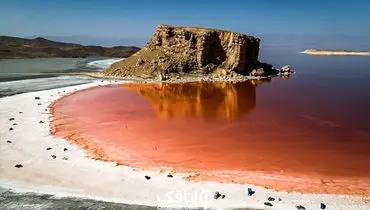 دریاچهٔ ارومیه دوباره رویایی شد+ فیلم