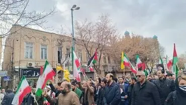 تظاهرات نمازگزاران تهرانی در محکومیت جنایت تروریستی در کرمان