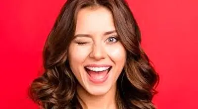 راز افراد جذاب: این ۴ کار ساده را در مکالماتتان تمرین کنید
