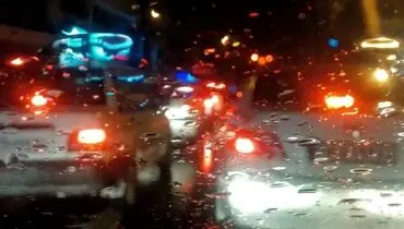 باران خیابان های تهران را قفل کرد