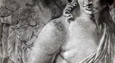 آینۀ سنگی ۸۵۰۰ ساله باستانی در یکی از قدیمی‌ترین شهرهای جهان کشف شد + عکس
