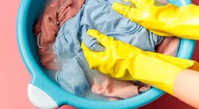  شستن لباس با آب سرد: راهی هوشمندانه برای حفظ کیفیت و صرفه جویی در هزینه ها