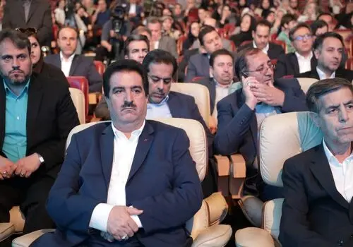 مزایده سراسری املاک مازاد بانک رفاه کارگران در حال برگزاری است
