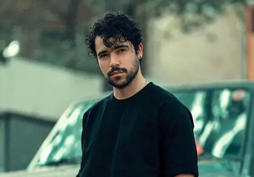 سلفی آینه ای ترلان پروانه با دامن پلنگی!+ عکس