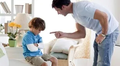 سبک تربیت سالم؛ چرا نباید دیکتاتور باشیم؟

