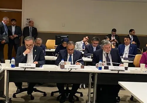 «عراقچی» به «حداد عادل» تسلیت گفت