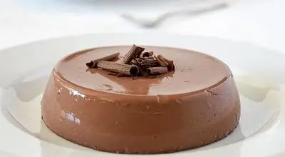 طرز تهیه پاناکوتا پرتقال و شکلات؛ ترکیب شیک و خوشمزه

