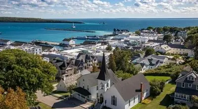 جزیره‌ای متفاوت؛ مردمی که هنوز در گذشته زندگی می‌کنند + عکس
