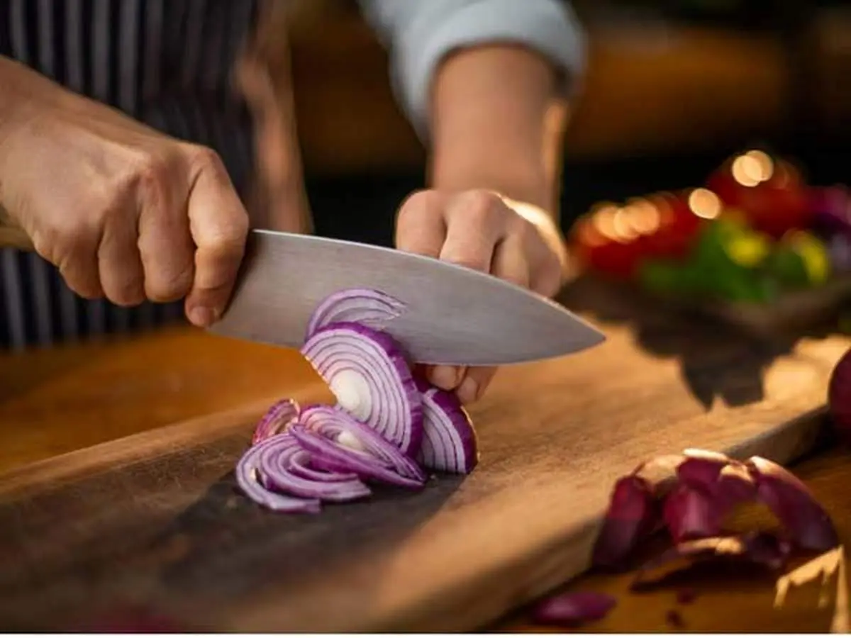 چگونگی تیز کردن چاقو بدون نیاز به چاقو تیزکن
