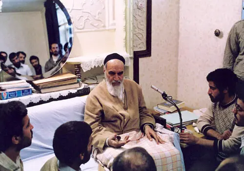 تصویری دیده نشده از آماده شدن آرامگاه امام خمینی قبل از مراسم تدفین