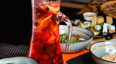 مصرف یک وعده پیتزا و نوشابه چگونه به مغز شما آسیب می‌زند؟

