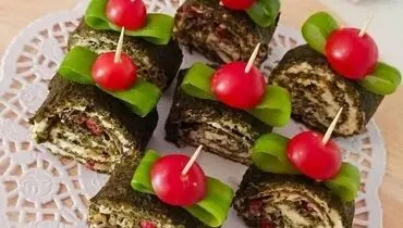 طرز تهیه رولت کوکو سبزی به روش مجلسی