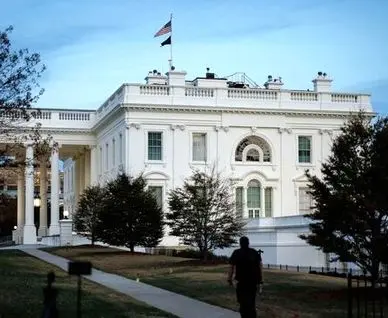 گزارش دی‌ولت از بلاتکلیفی کاخ سفید در مدیریت جنگ با ایران 