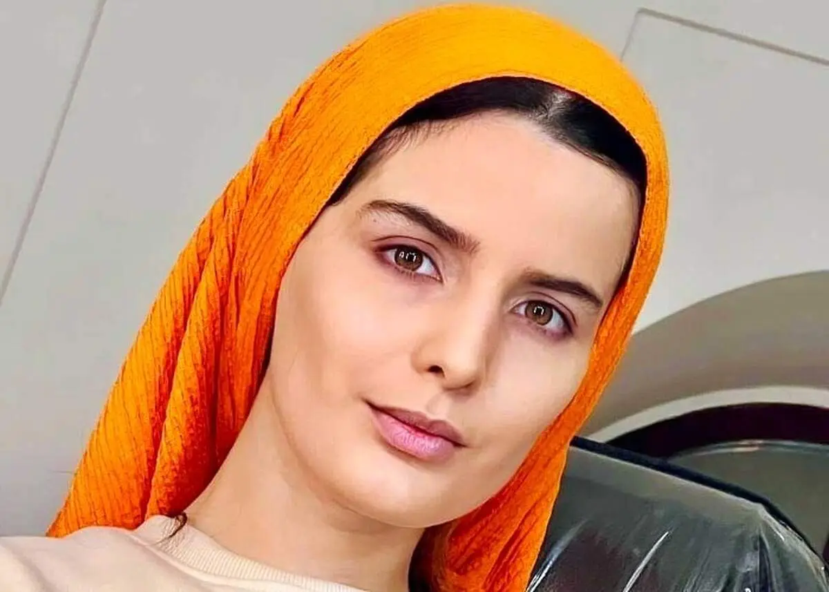 استایل صورتی غزاله اکرمی در تصاویر جدیدش