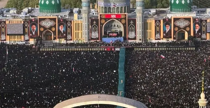 مراسم وداع با پیکر مطهر رهبر شهید انقلاب در مسجد جمکران