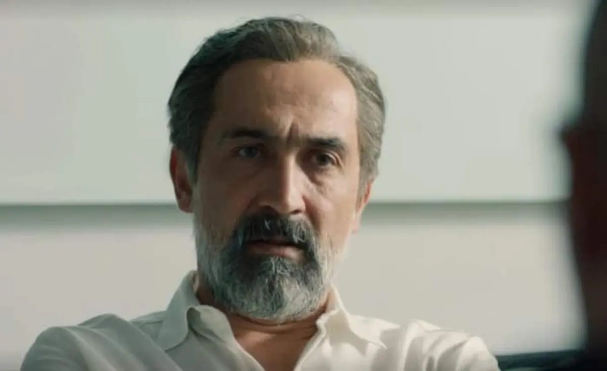 هادی حجازی فر: برای معافی از سربازی می خواستم خودزنی کنم!