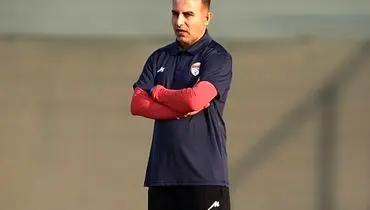 کنایه حسین کعبی به یک استقلالی؛ او به کتاب خواندن رو آورده اما زیادی کتاب خواندن هم اثر منفی می گذارد!