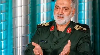 سردار شکارچی: در جنگ سخت هر شهید ده‌ها انسان آماده‌تر را به میدان می‌آورد