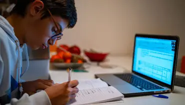 هشدار آموزش‌وپرورش درباره مدارس آنلاین خارجی در ایران