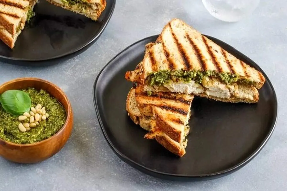 طرز تهیه ساندویچ اسفناج و گردو
