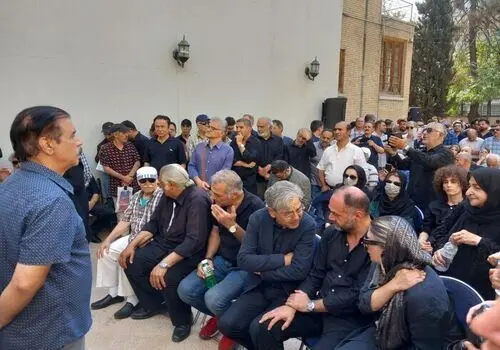 عکسی زیر خاکی از سعید راد