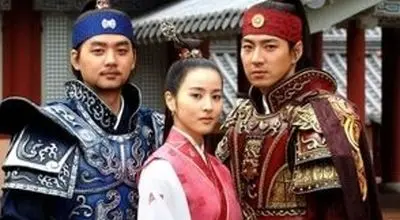 عکس کریسمسی بازیگر جومونگ در آستانه سال نو