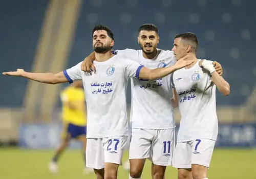 خبر بد برای استقلالی ها: مصدومیت این ستاره طولانی شد