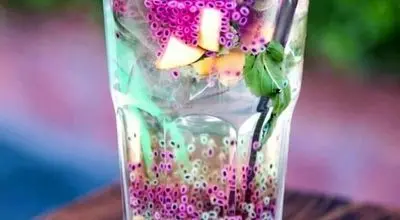 ۴ نوشیدنی مفید و طبیعی برای از بین بردن سنگ کلیه
