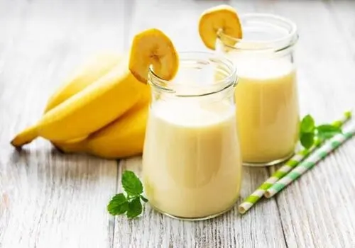 خوردن موز ناشتا چه بلایی سرمان می‌آورد؟