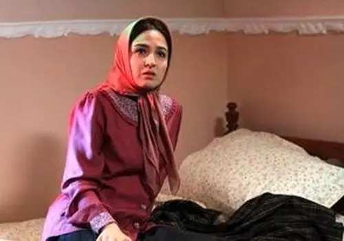 درخشش گلاره عباسی با "آبی ایرانی"؛ بازگشت یک رنگ اصیل به کانون توجه!