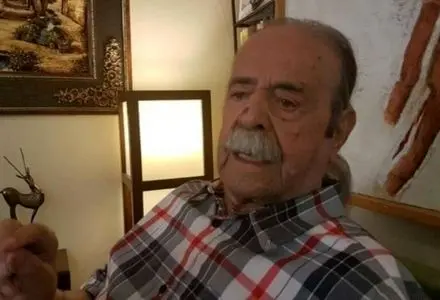 محمد علی کشاورز: این مملکت همه چیز دارد