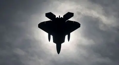 سلاح مخفی نیروی هوایی آمریکا: ارتقاء به‌جای بازنشستگی