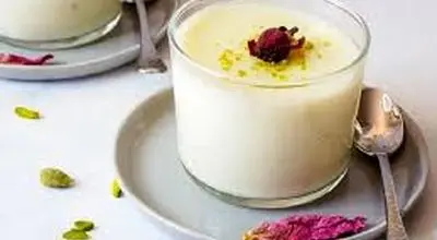 فرنی نارگیلی؛ دسر آسان و خوشمزه برای شب یلدا
