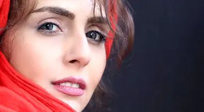 استایل قرمز شیوا مکی نیان در فضای سبز طبیعت درخشید!