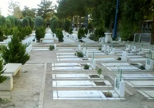 خانه آخرت هم لاکچری شد؛ قبر میلیاردی در مشهد!