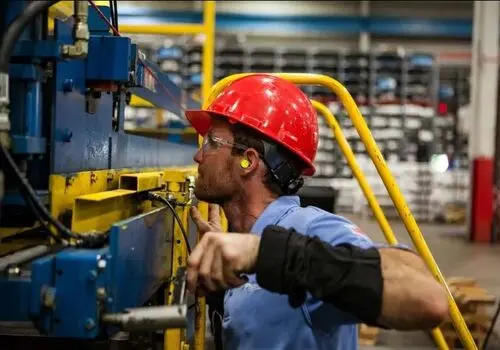 اقدام عجیب شهرداری مشهد در بنرهای انتخاباتی+ عکس