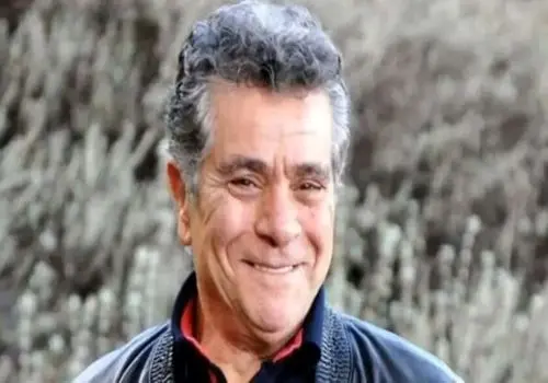 عکس بهروز وثوقی، عوامل و مردم سر صحنه فیلم قیصر