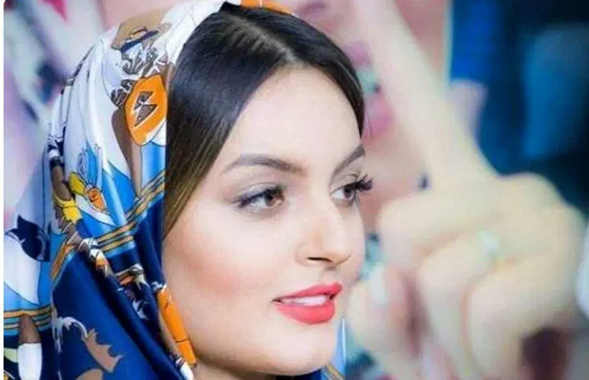 بیتا آوای باران از حسادت الهام چرخنده پرده برداشت