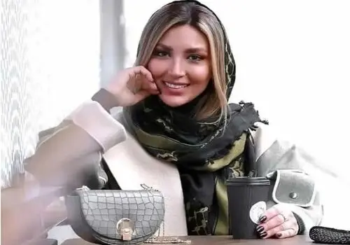 استایل ساده و اسپرت مینا مختاری در جدیدترین عکس اینستاگرامش!