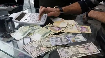 مکانیسم ماشه، تکذیب شد اما اثرش ماند؛ دلار دوباره اوج گرفت