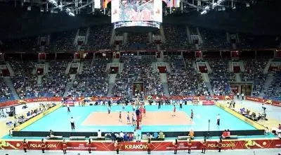طنین ای ایران در سالن ارگو آرنای لهستان + فیلم