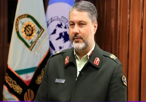 چرخاندن گوش‌بُر همدان در خیابان + عکس