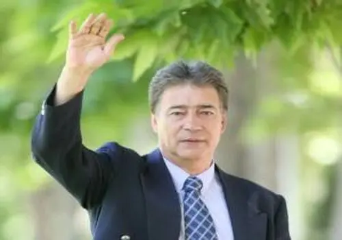 تاجی‌ترین عکس تاریخ؛ منصورخان و ناصرخان و رفقا