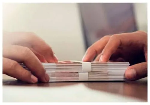 زمان پرداخت عیدی مستمری‌بگیران این صندوق بیمه مشخص شد