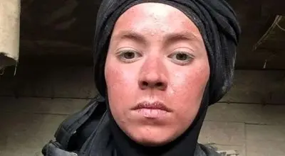 استایل خاص نیلوفر رجایی‌فر بازیگر داعشی سریال پایتخت در بوشهر+عکس
